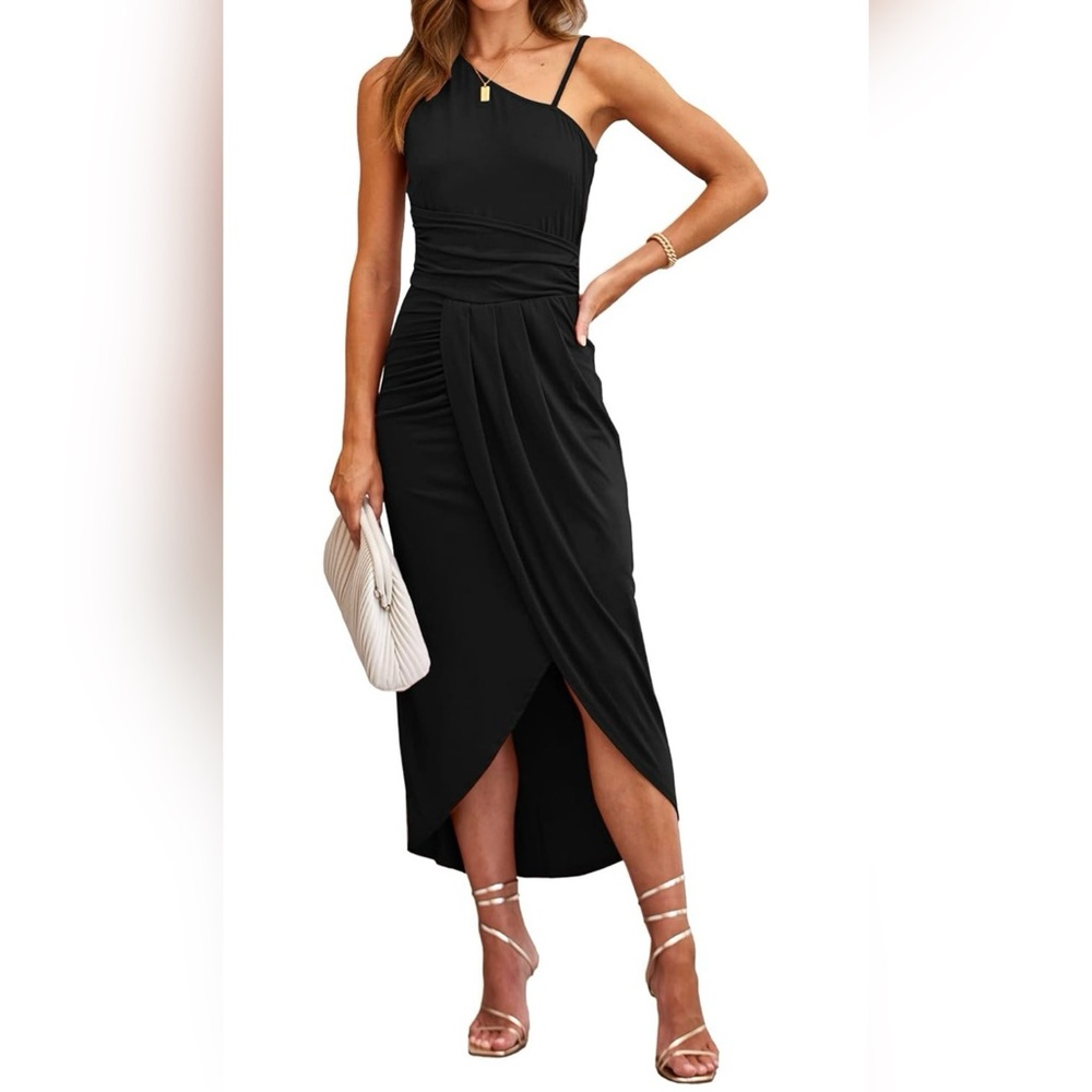NWT • One Shoulder Spaghetti Strap Sleeveless Bodycon Dress in Black🍉